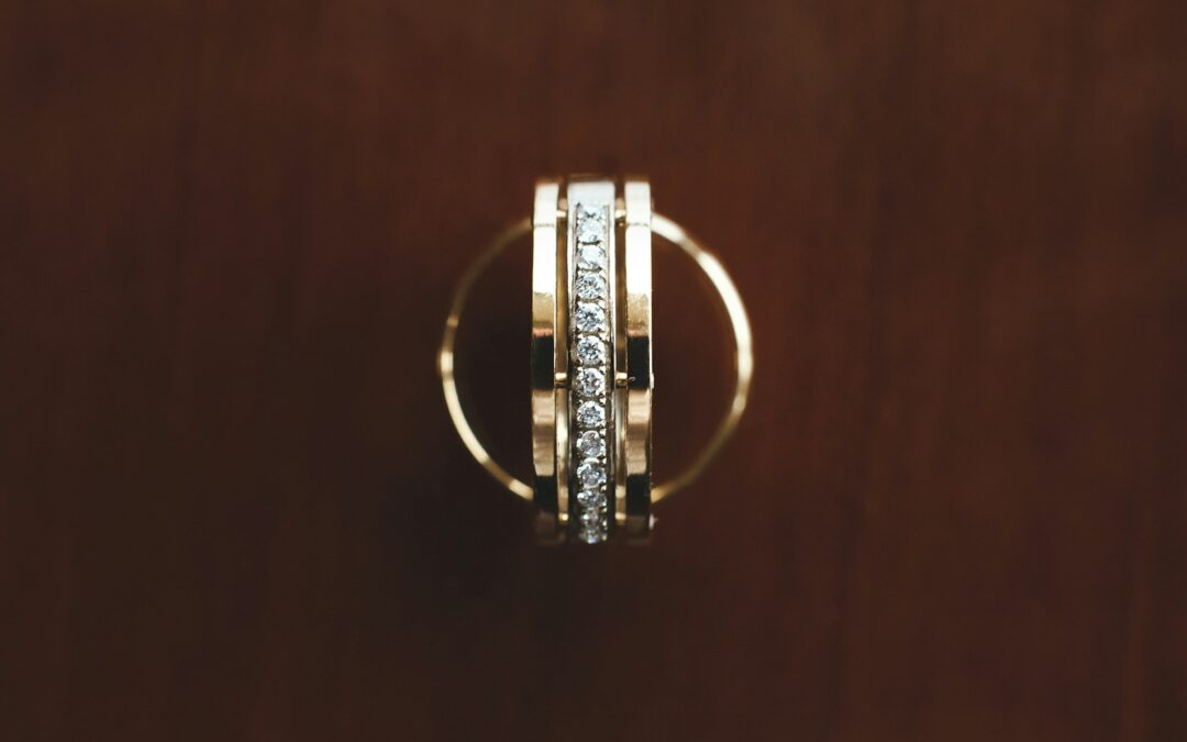 Unlocking Eternal Love: The Art of Choosing Diamond Eternity Rings